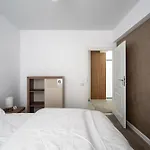 Spacious 224 Apartman *