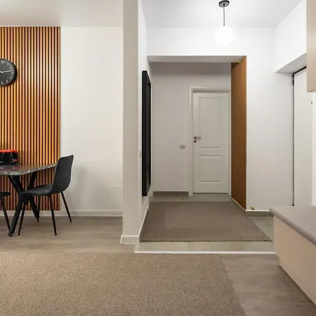 Апартаменти Spacious 224 Бухарест